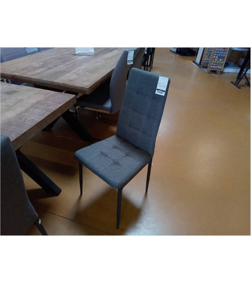 CHAISE PRETTY SCHLAMM