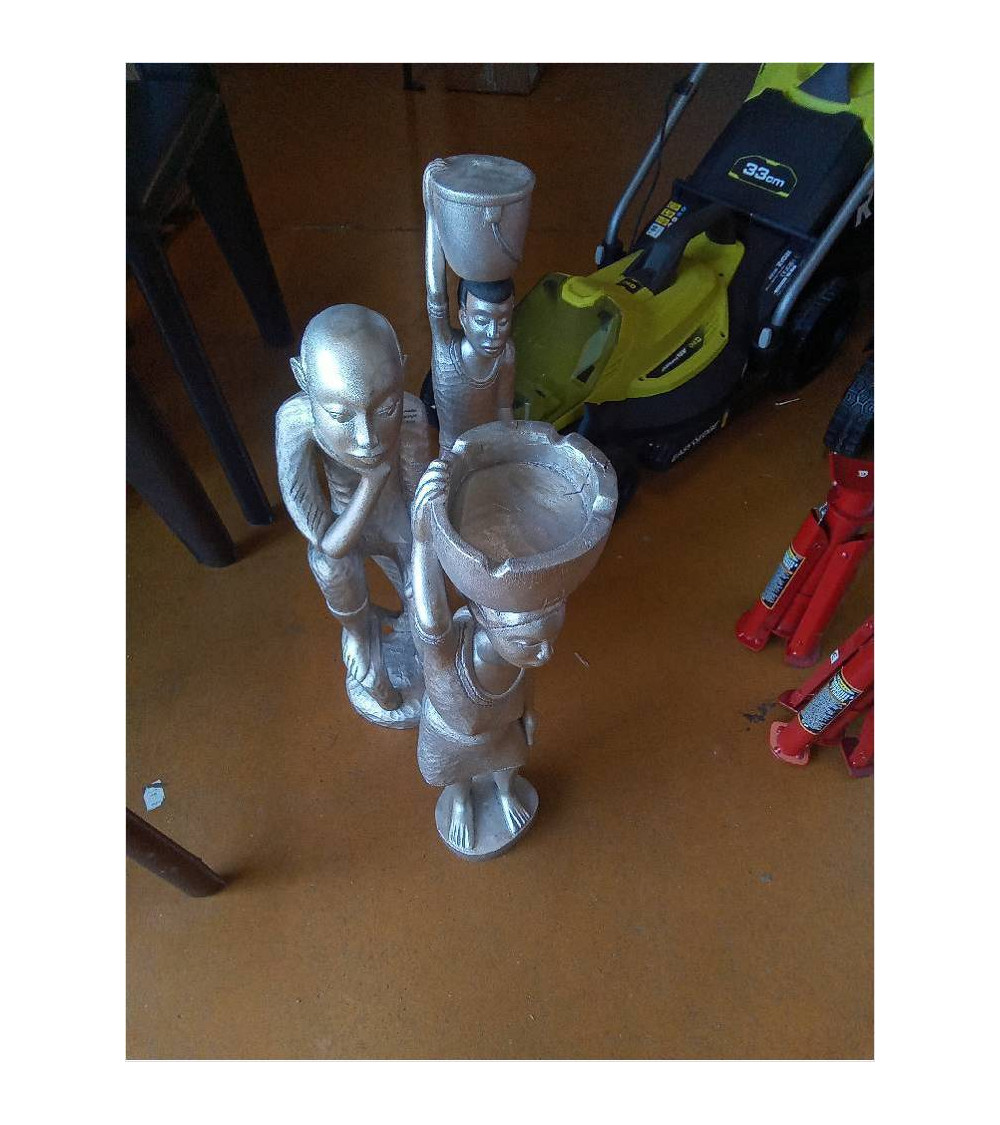STATUETTE