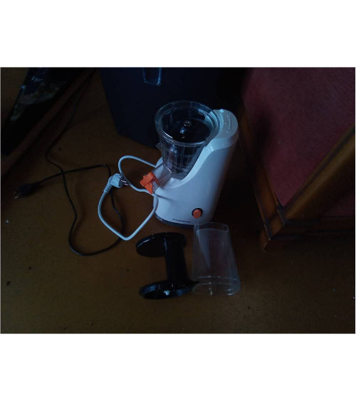EXTRACTEUR DE JUS THOMSON 