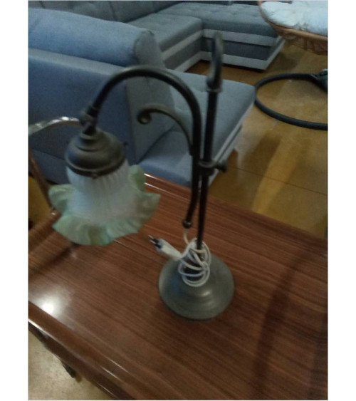 LAMPE A POSER