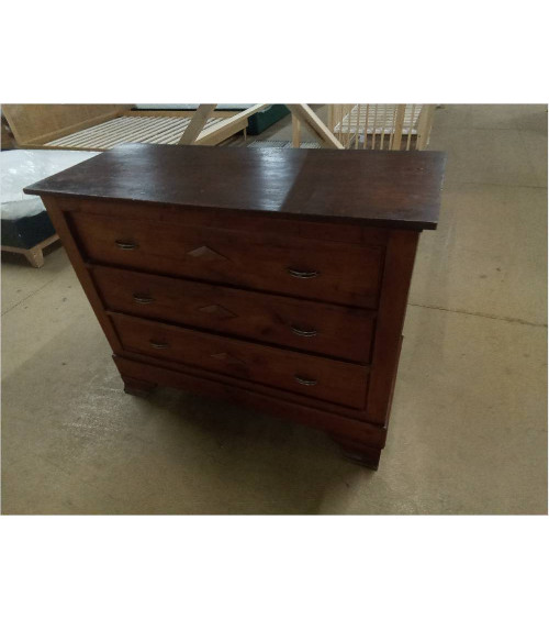 COMMODE