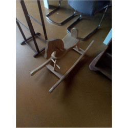 CHEVAL A BASCULE