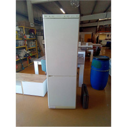 REFRIGERATEUR CONGELATEUR...