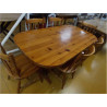 TABLE OVALE 