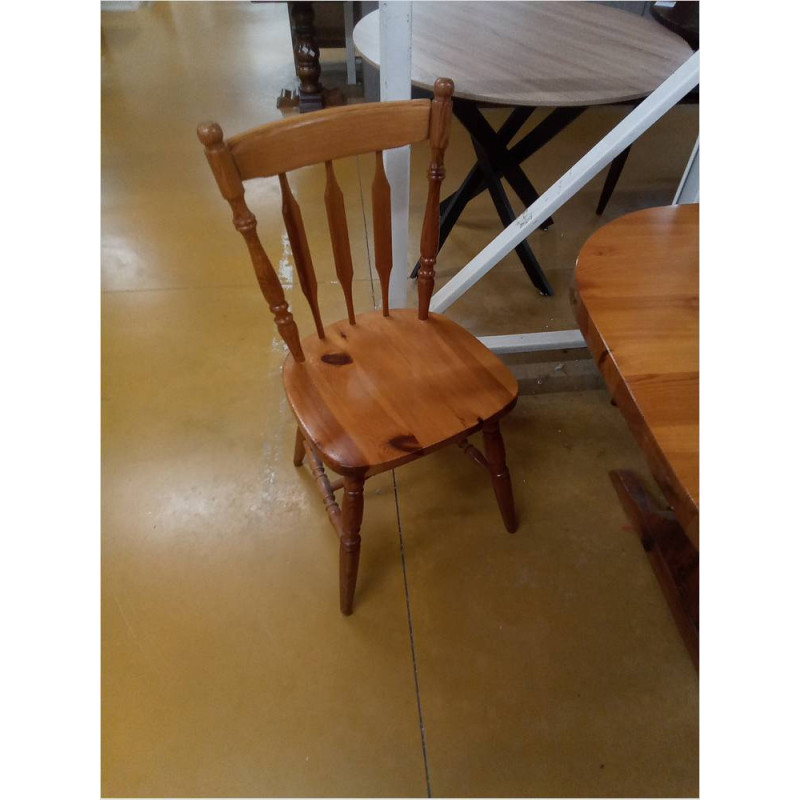 LOT DE 6 CHAISES WESTERN 