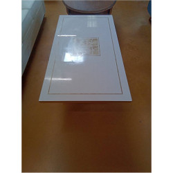 TABLE BASSE