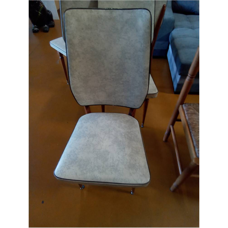 LOT DE 4 CHAISES