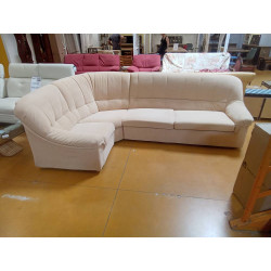 SALON D ANGLE