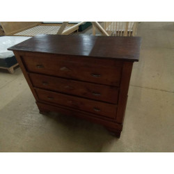COMMODE