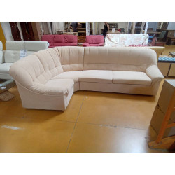 SALON D ANGLE