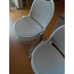 CHAISE