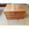 COMMODE 