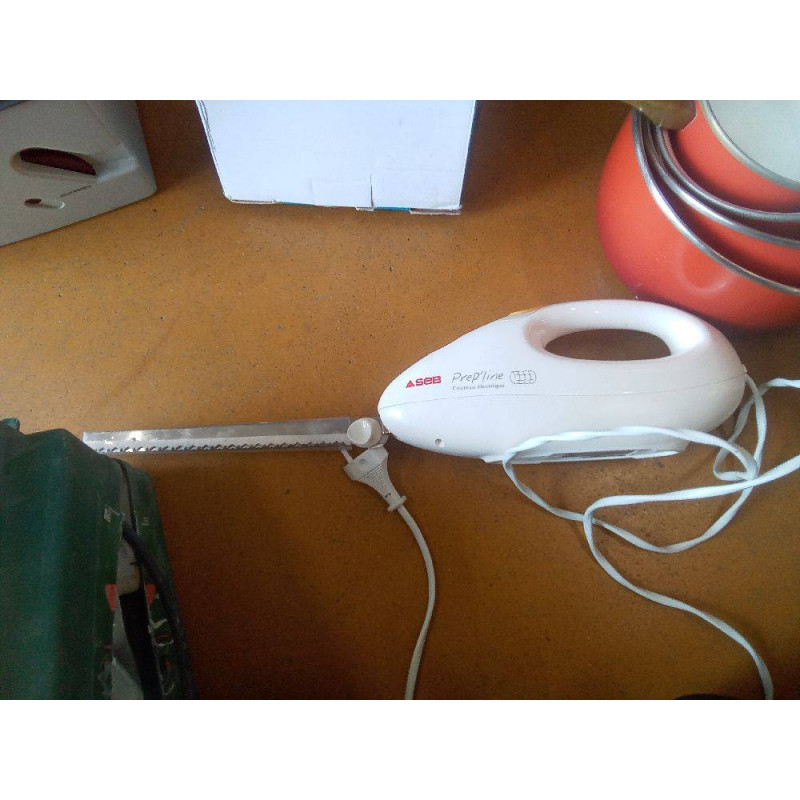 COUTEAU ÉLECTRONIQUE 