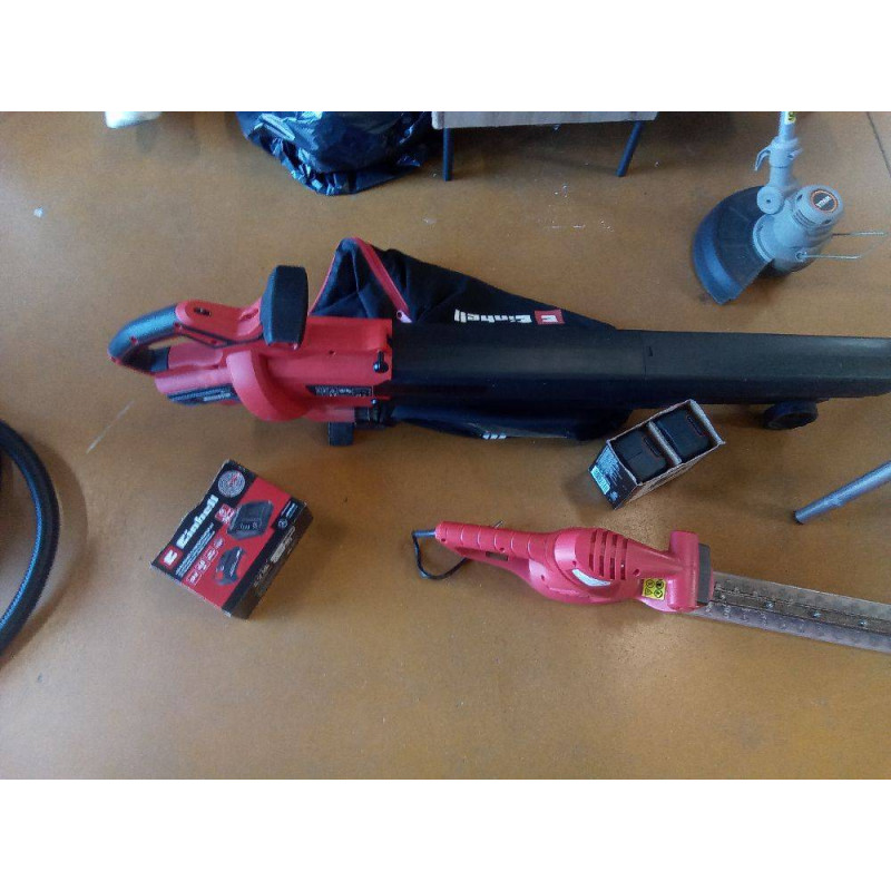 ASPIRATEUR SOUFFLEUR DE FEUILLE A BATTERIE