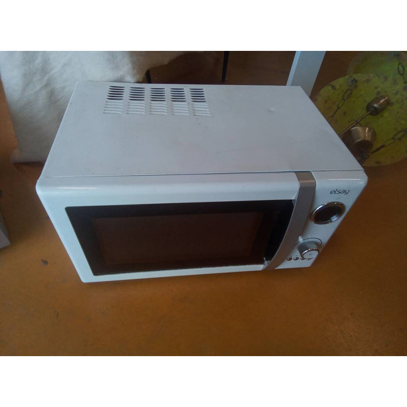 FOUR MICRO-ONDES ELSAY