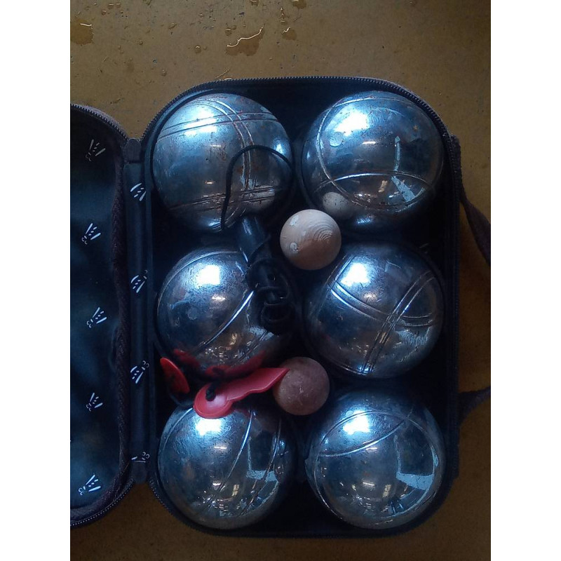 BOULE DE PÉTANQUE 