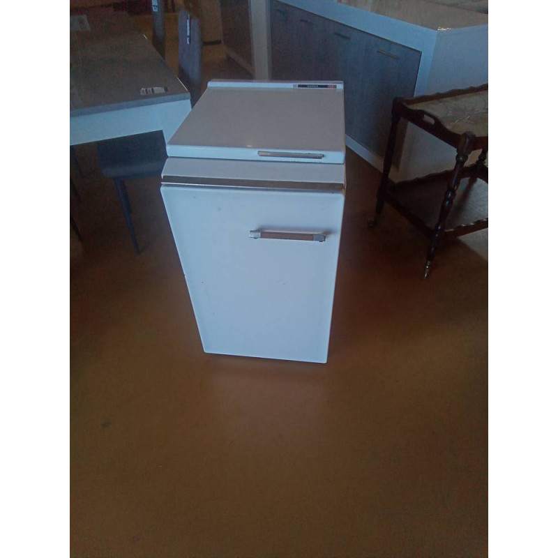 RANGE BOUTEILLE METAL