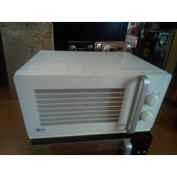 FOUR MICRO-ONDES LG