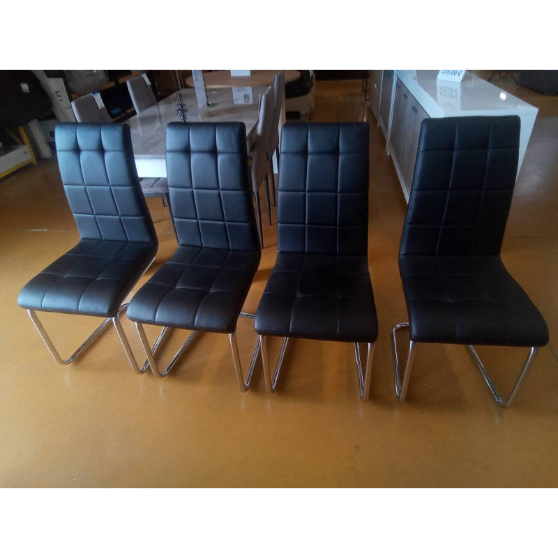 LOT DE 4 CHAISES