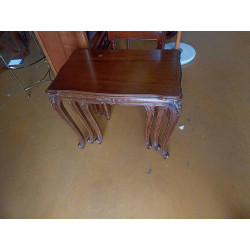 TABLES GIGOGNES