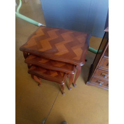 TABLES GIGOGNES 