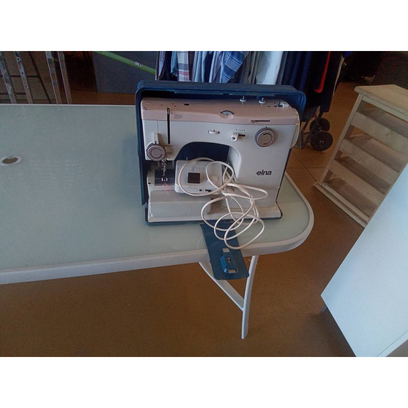MACHINE A COUDRE