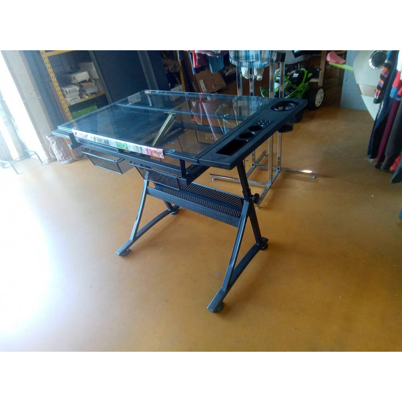 TABLE DESSIN