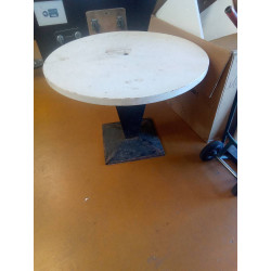 TABLE METAL