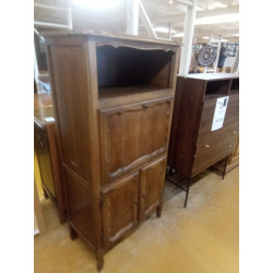 SECRETAIRE