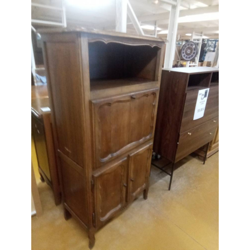 SECRETAIRE
