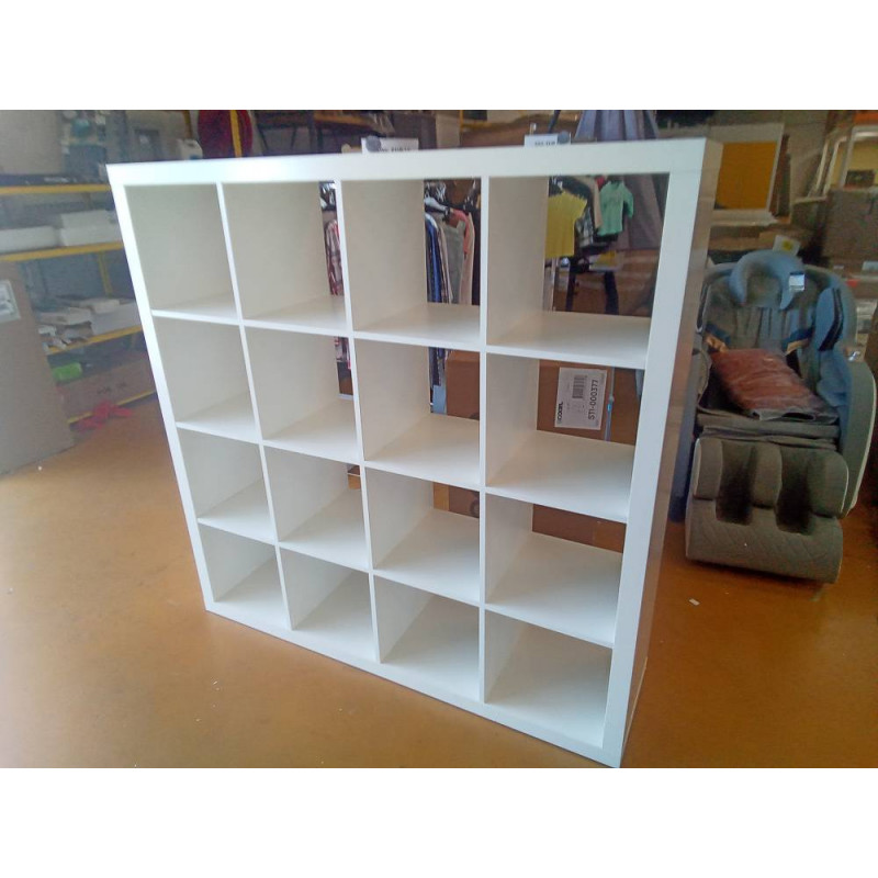 ETAGERE
