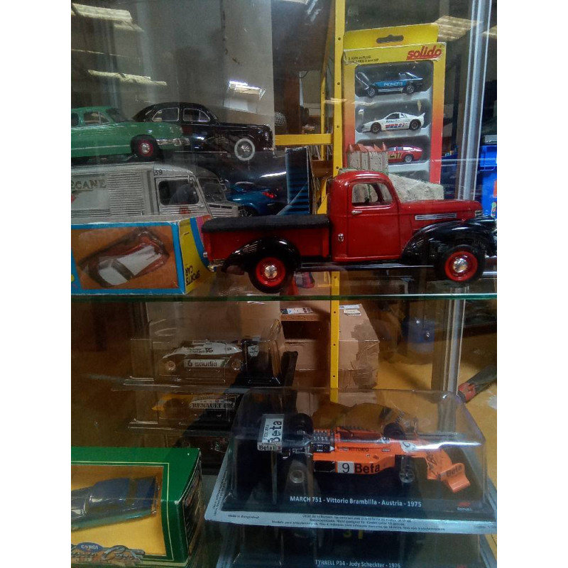 VOITURE MINIATURE L\'UNITE GM