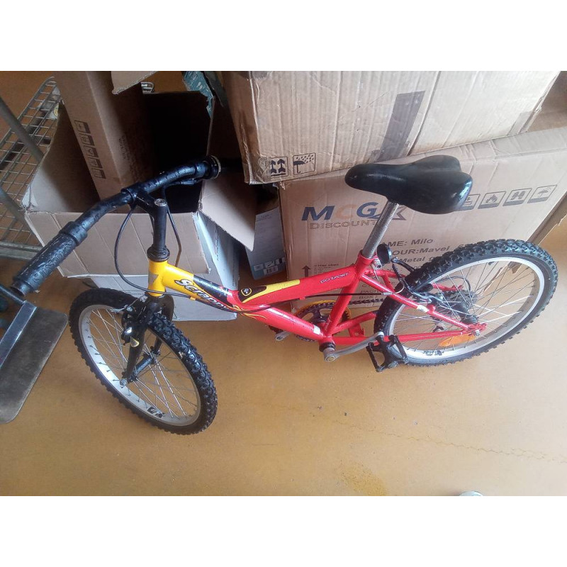VELO SCRAPPY