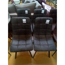 CHAISE HAPPY
