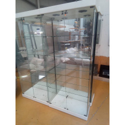 VITRINE SANS CLÉ